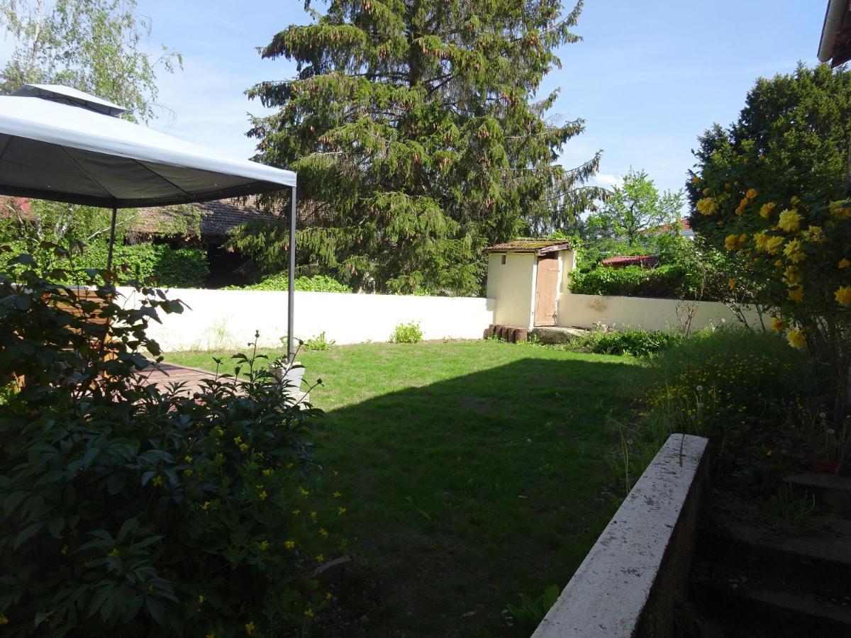 Gite Des Pleiades Villemoirieu Extérieur photo
